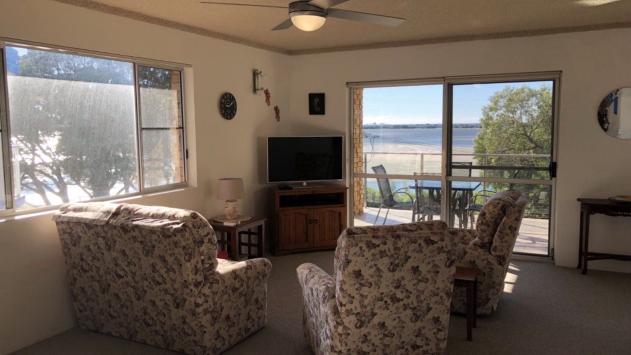 Photo of Livingroom in Golden Beach
