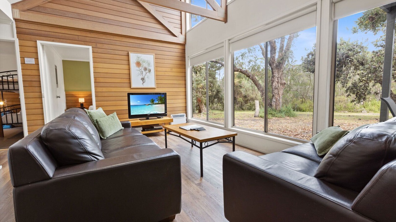 Photo of Livingroom in Forge Creek