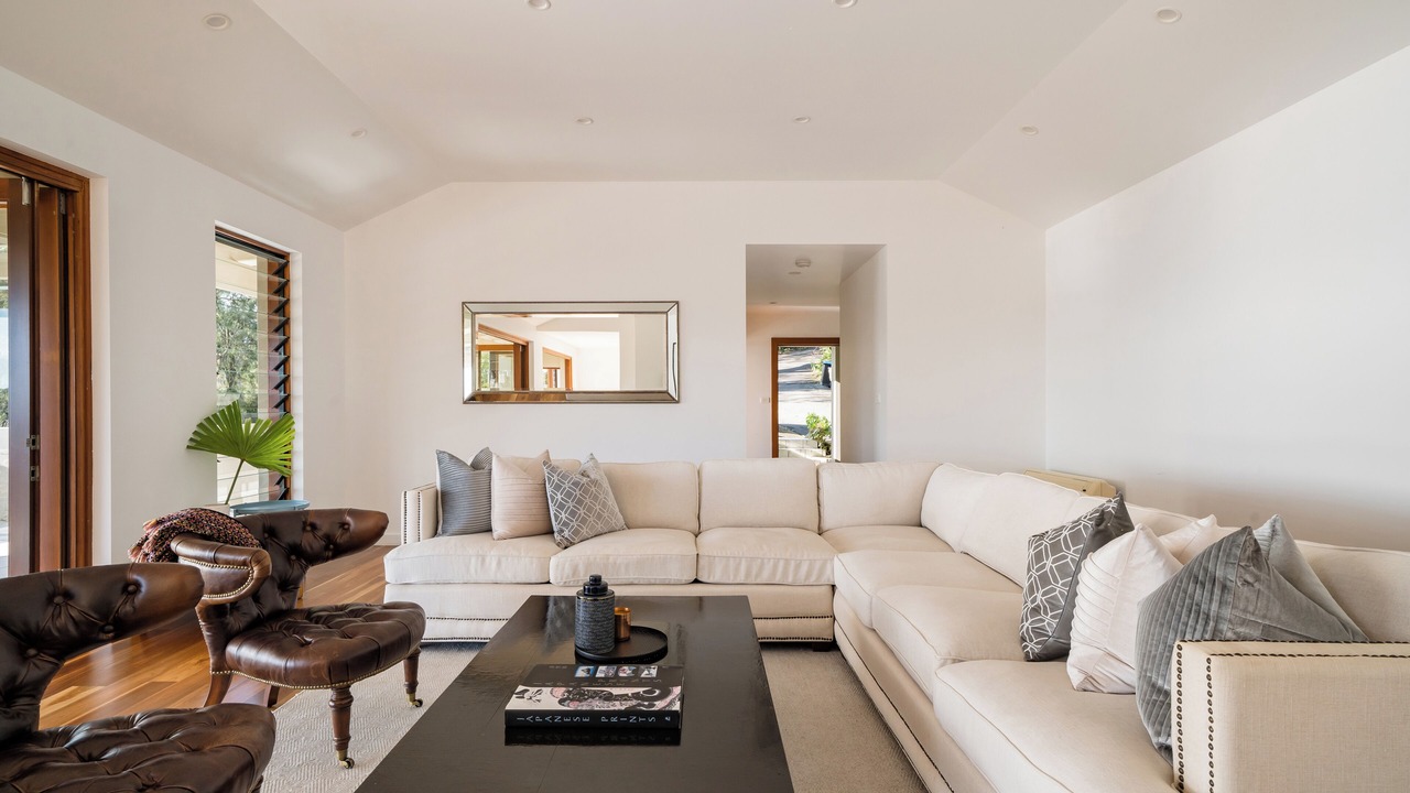 Photo of Livingroom in Bayview