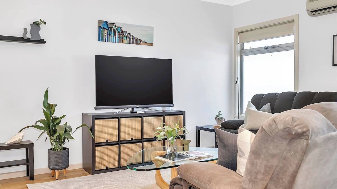 Photo of Livingroom in West Beach
