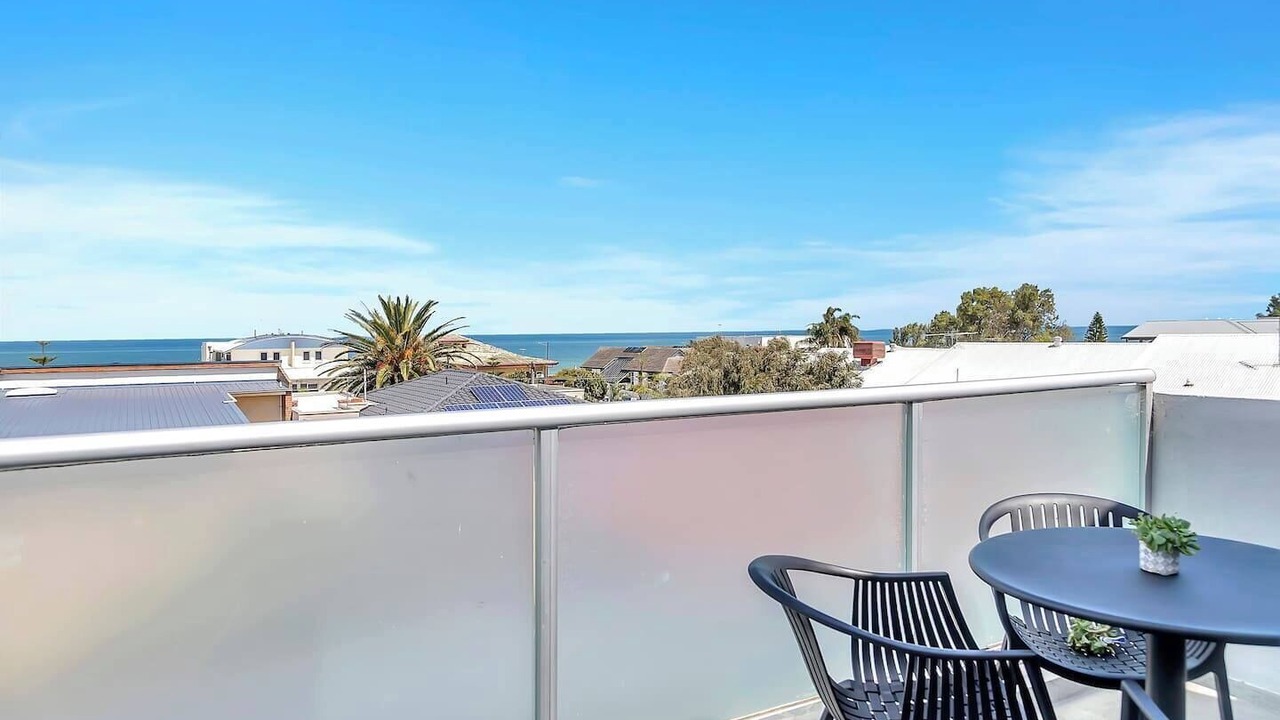 Photo of Patio Balcony in West Beach