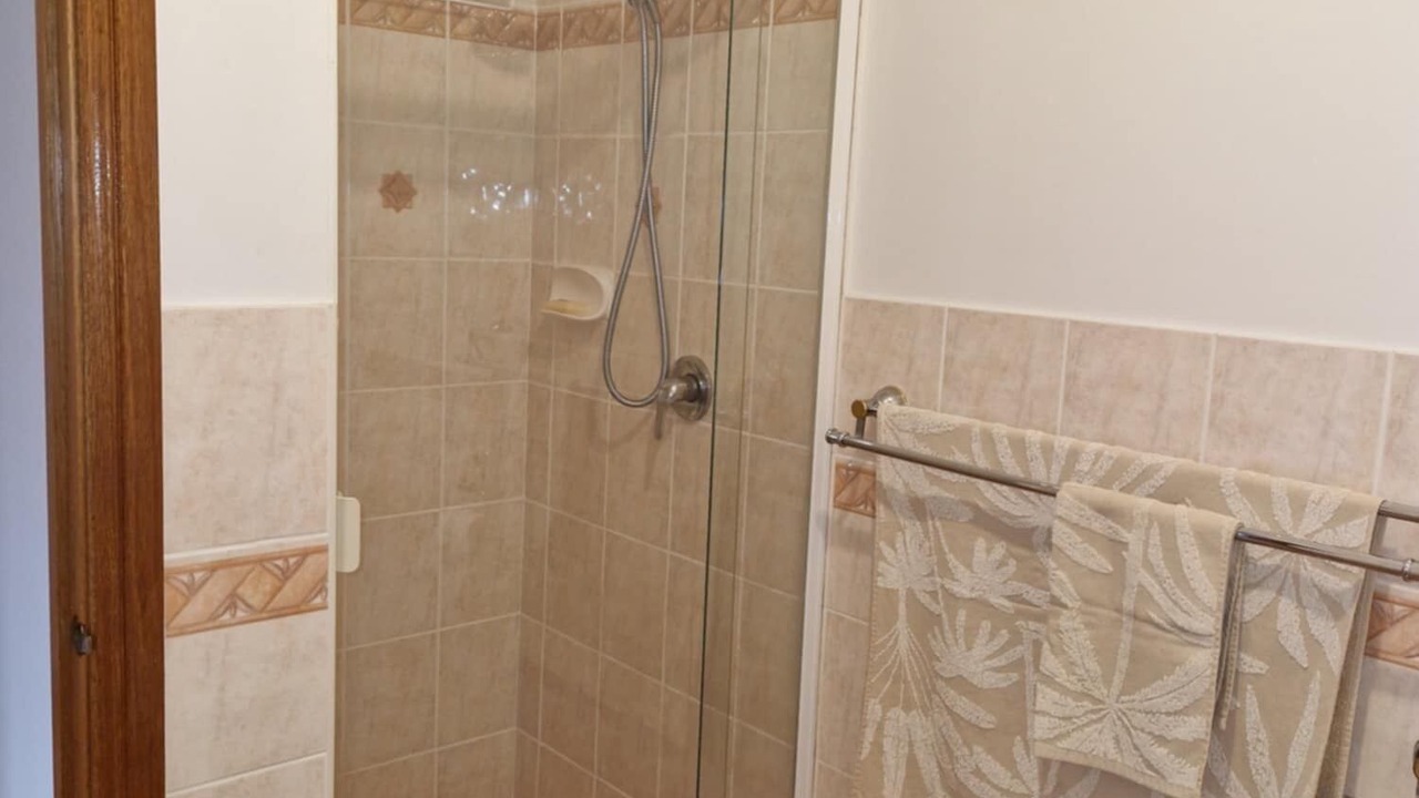 Photo of Bathroom in Shell Cove