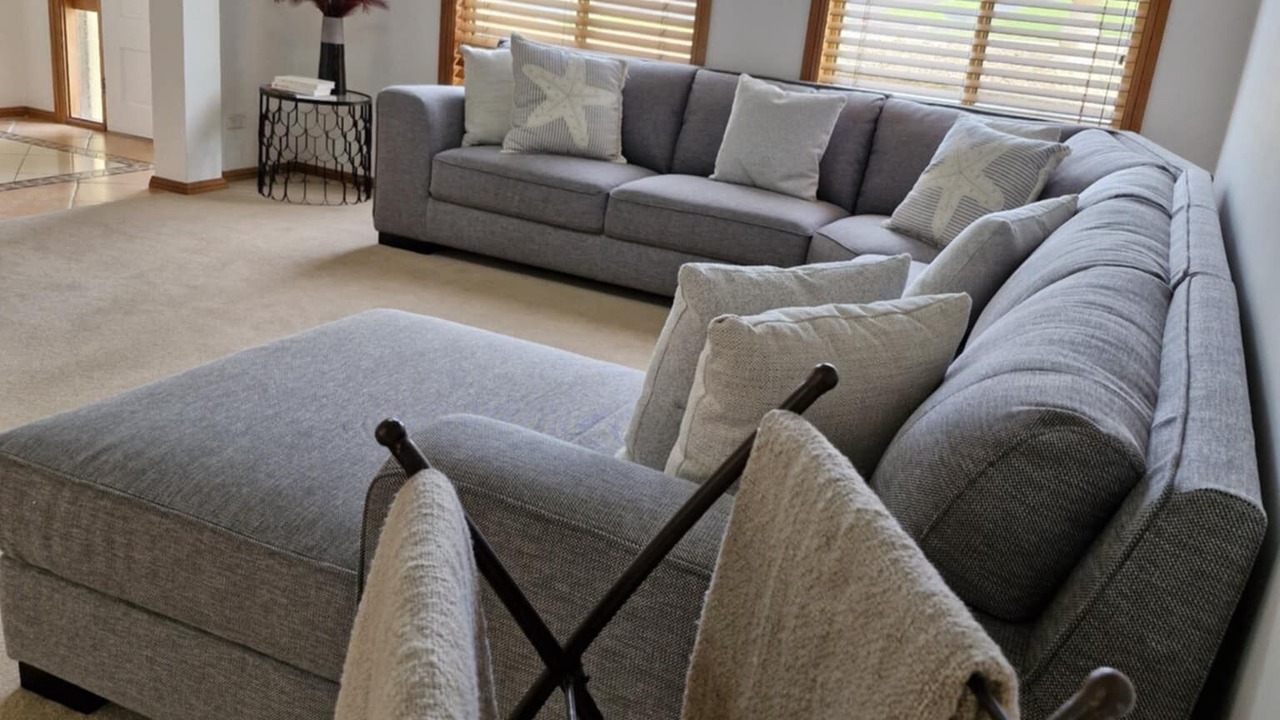 Photo of Livingroom in Shell Cove
