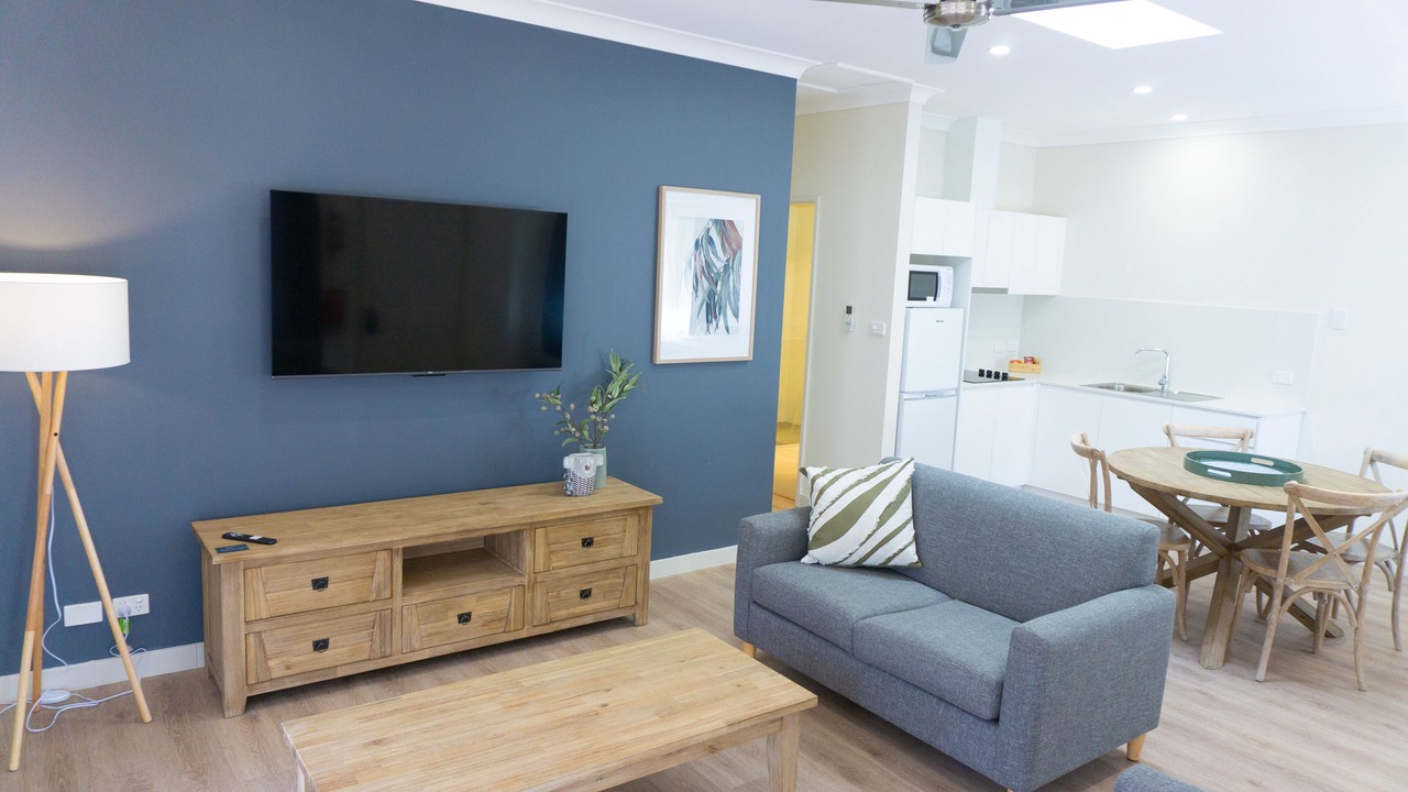 Photo of Livingroom in One Mile