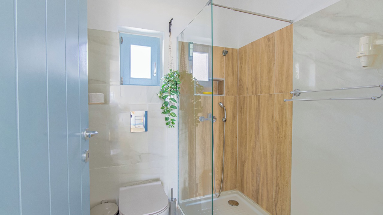 Photo of Bathroom in Paros