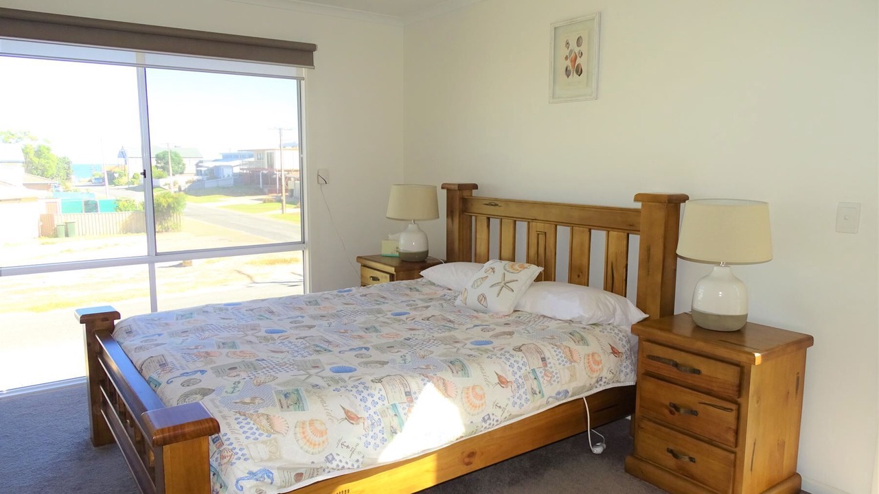 Photo of Bedroom in Moonta Bay