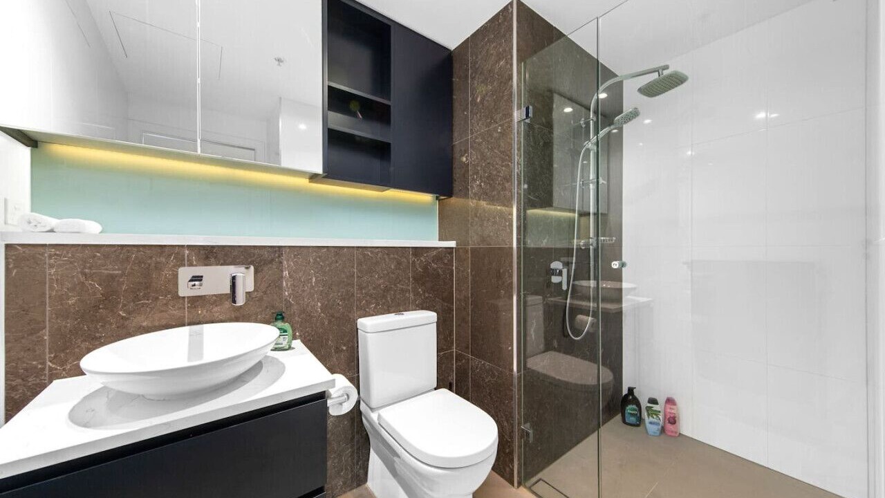 Photo of Bathroom in Wentworth Point