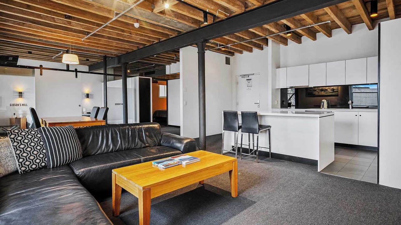 Photo of Livingroom in Sullivan's Cove