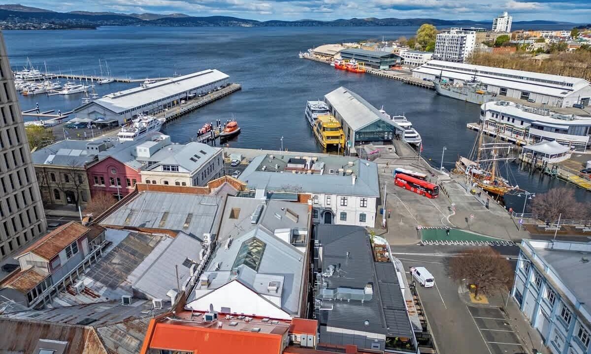 Photo of Outdoor in Sullivan's Cove