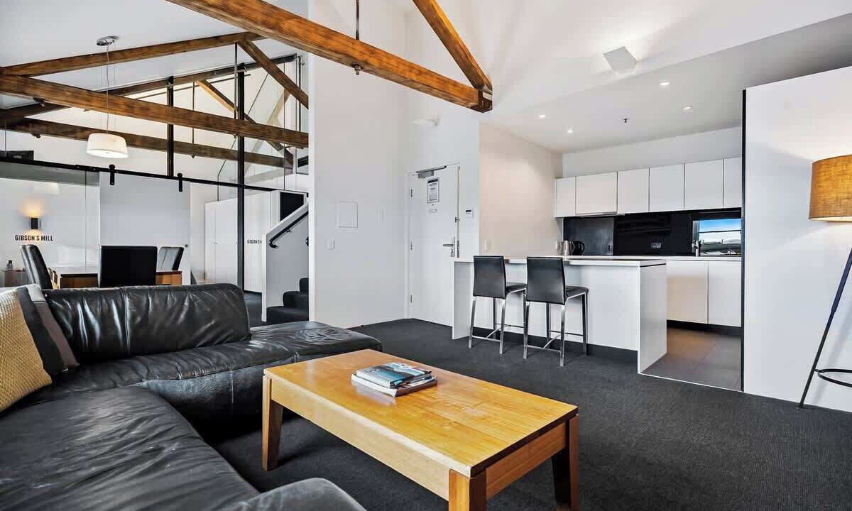 Photo of Livingroom in Sullivan's Cove