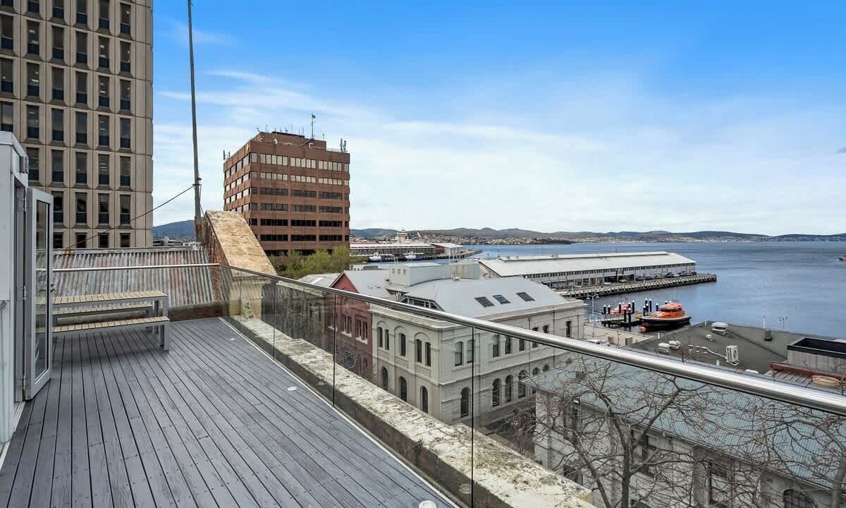 Photo of Outdoor in Sullivan's Cove