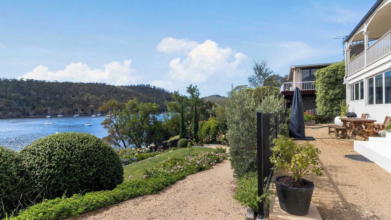 Photo of Outdoor in Geilston Bay