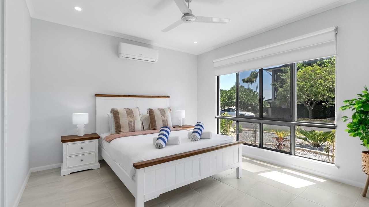 Photo of Bedroom in Trinity Beach