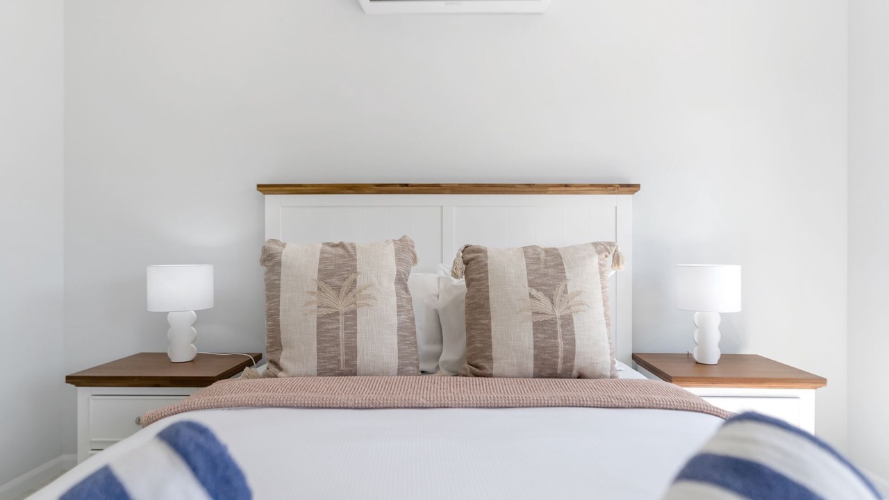 Photo of Bedroom in Trinity Beach