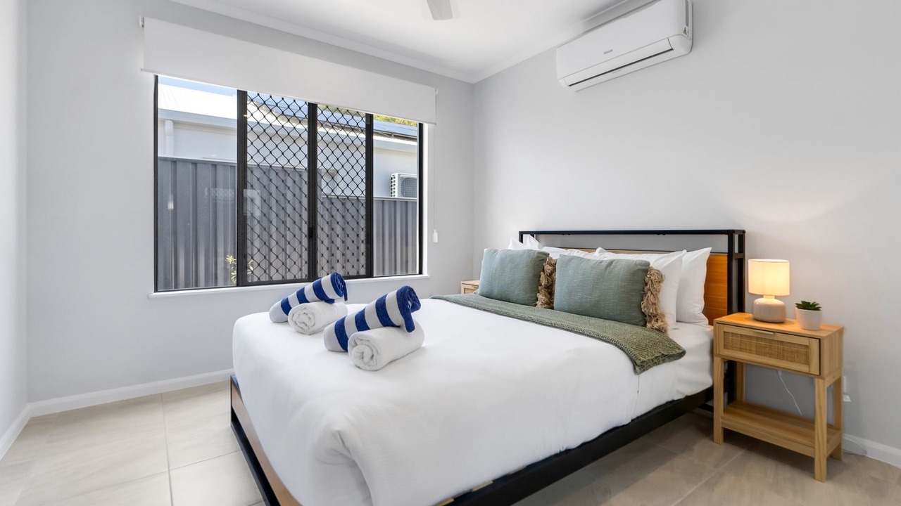 Photo of Bedroom in Trinity Beach