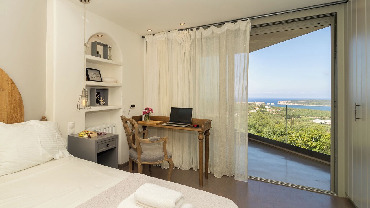 Photo of Bedroom in Pylos