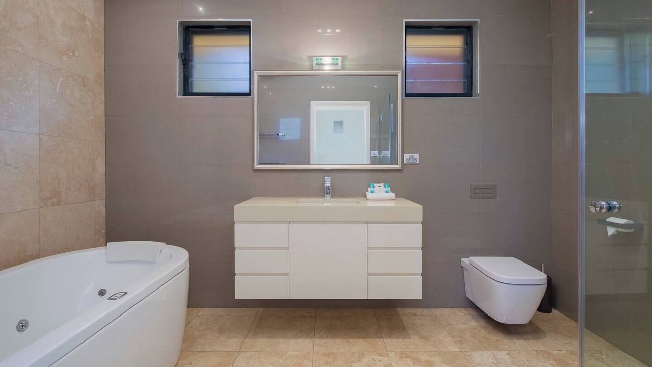 Photo of Bathroom in Tighes Hill