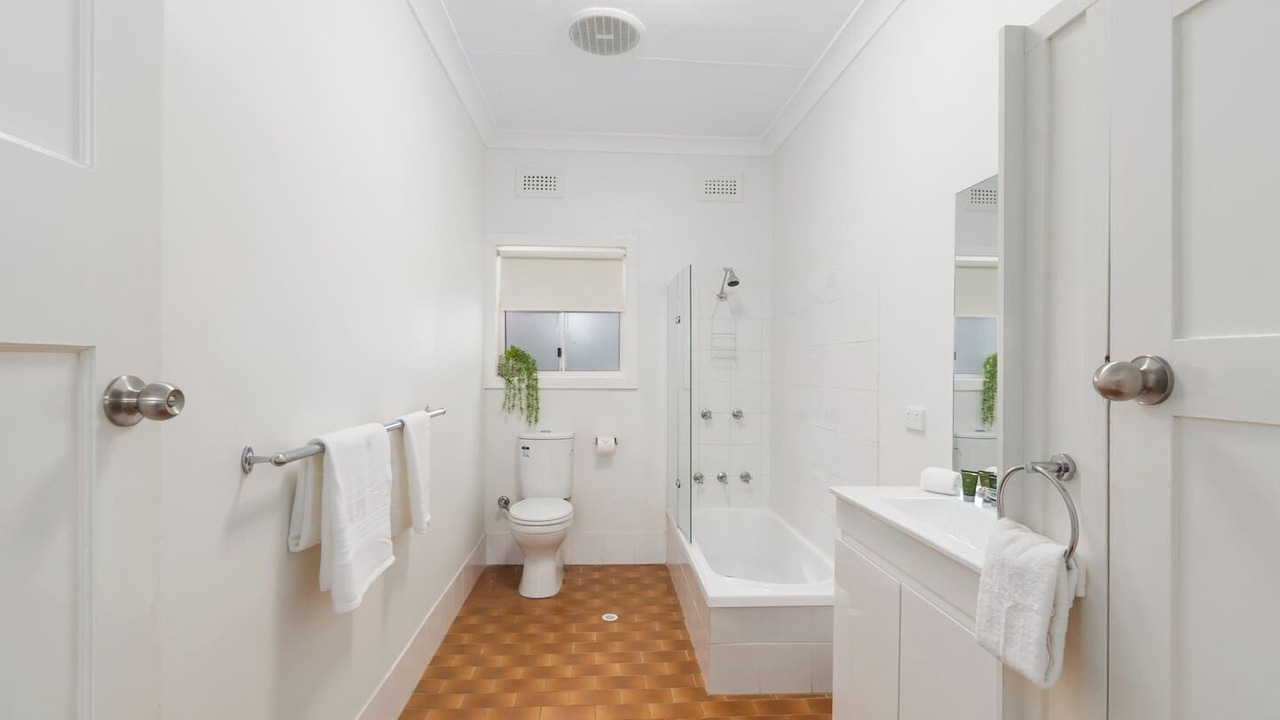 Photo of Bathroom in Balgownie
