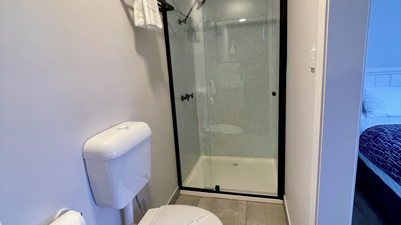 Photo of Bathroom in Red Cliffs