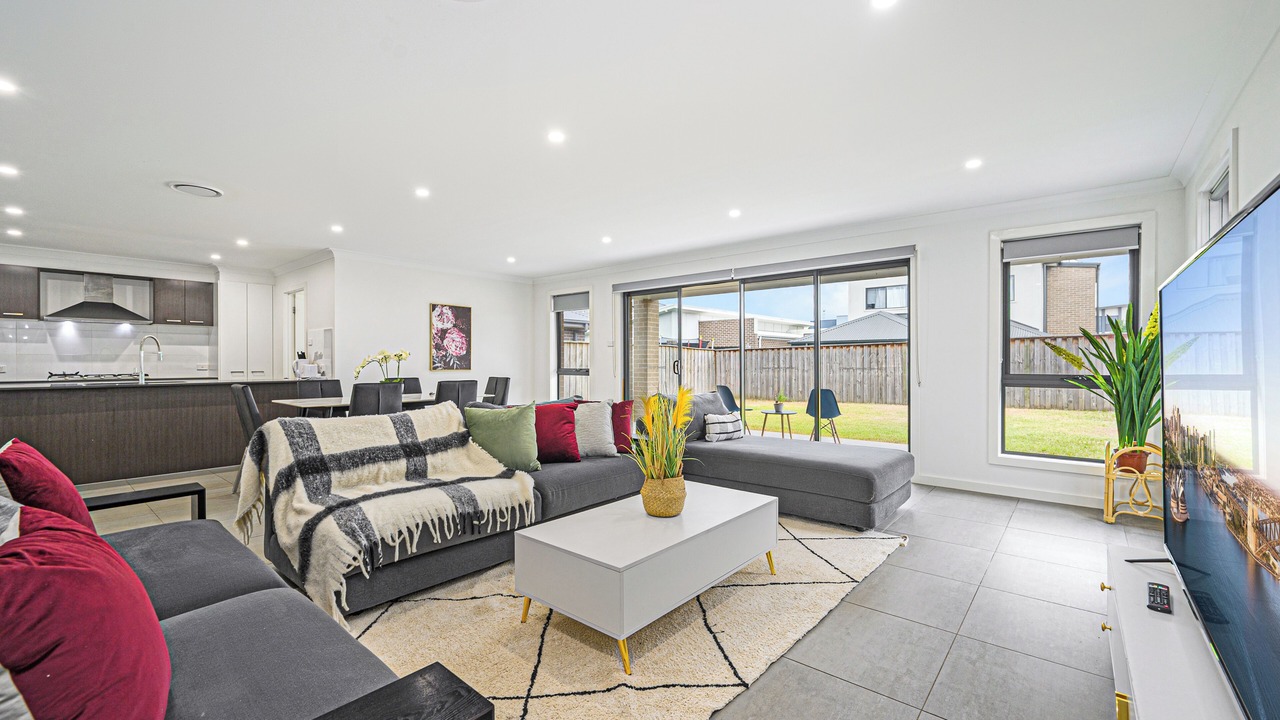 Photo of Livingroom in Catherine Field