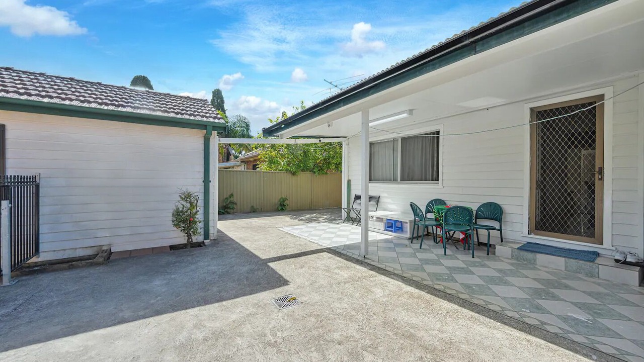 Photo of Outdoor in Belmore