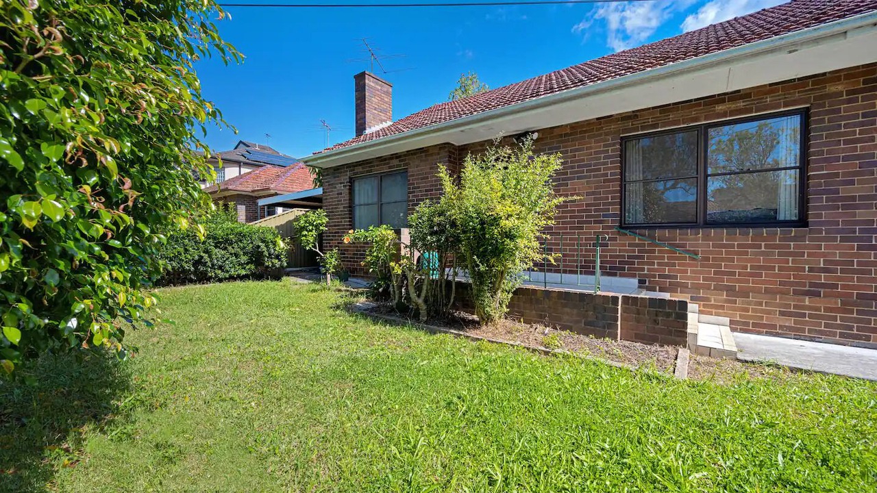 Photo of Outdoor in Belmore