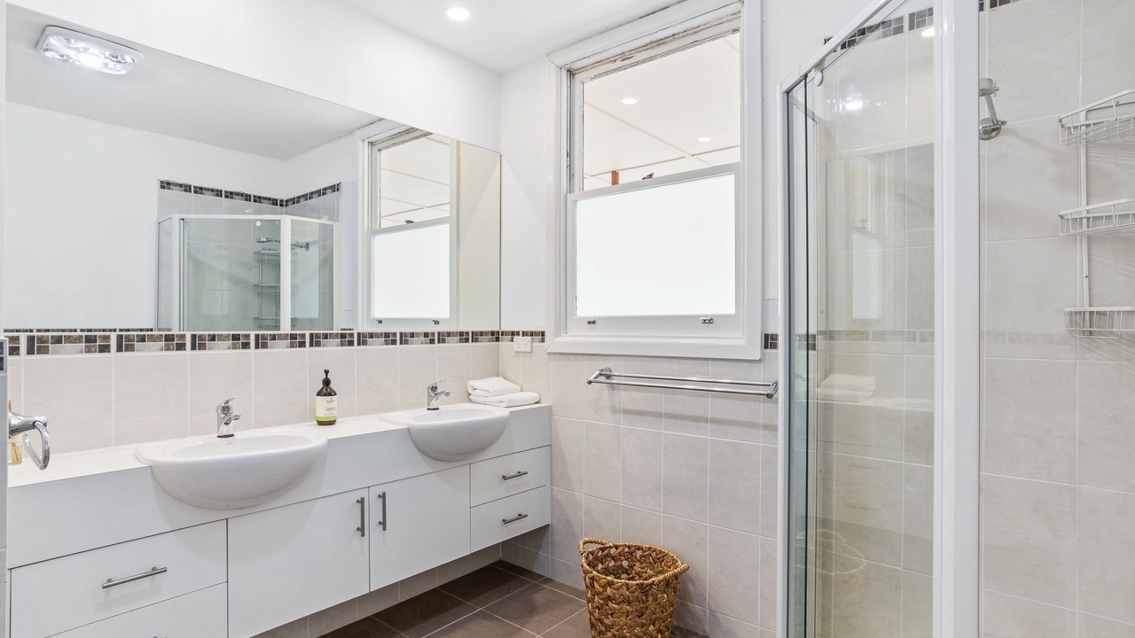 Photo of Bathroom in Rosny