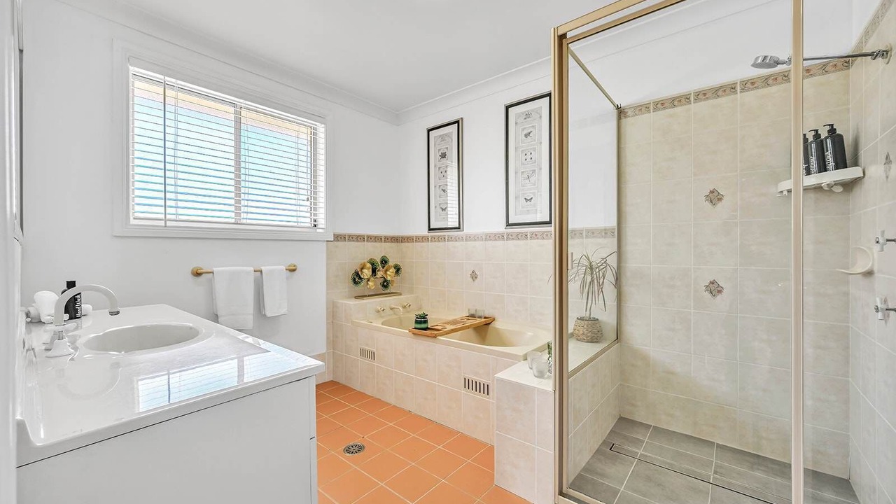 Photo of Bathroom in Llanarth