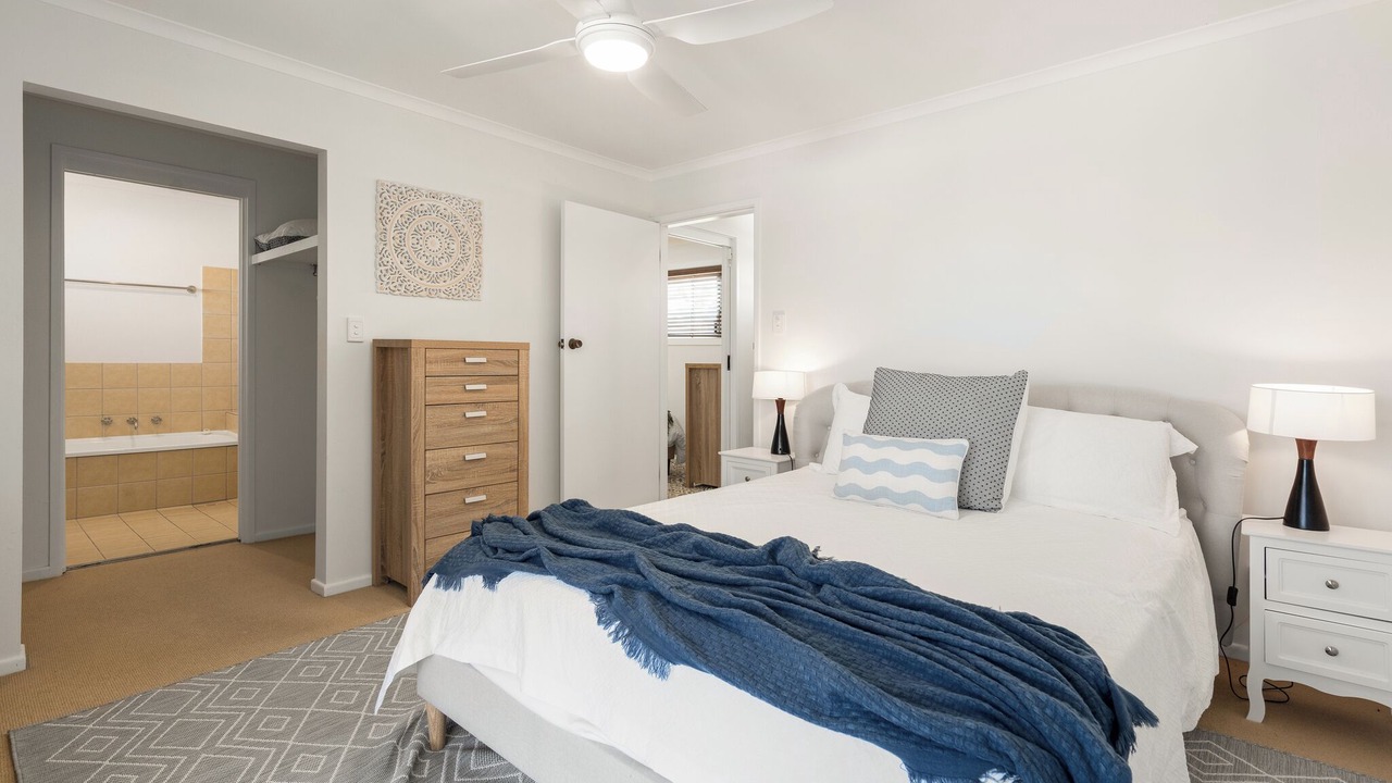 Photo of Bedroom in Emerald Beach
