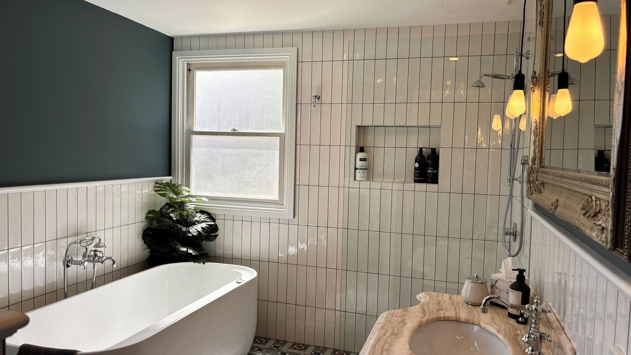 Photo of Bathroom in Woodend