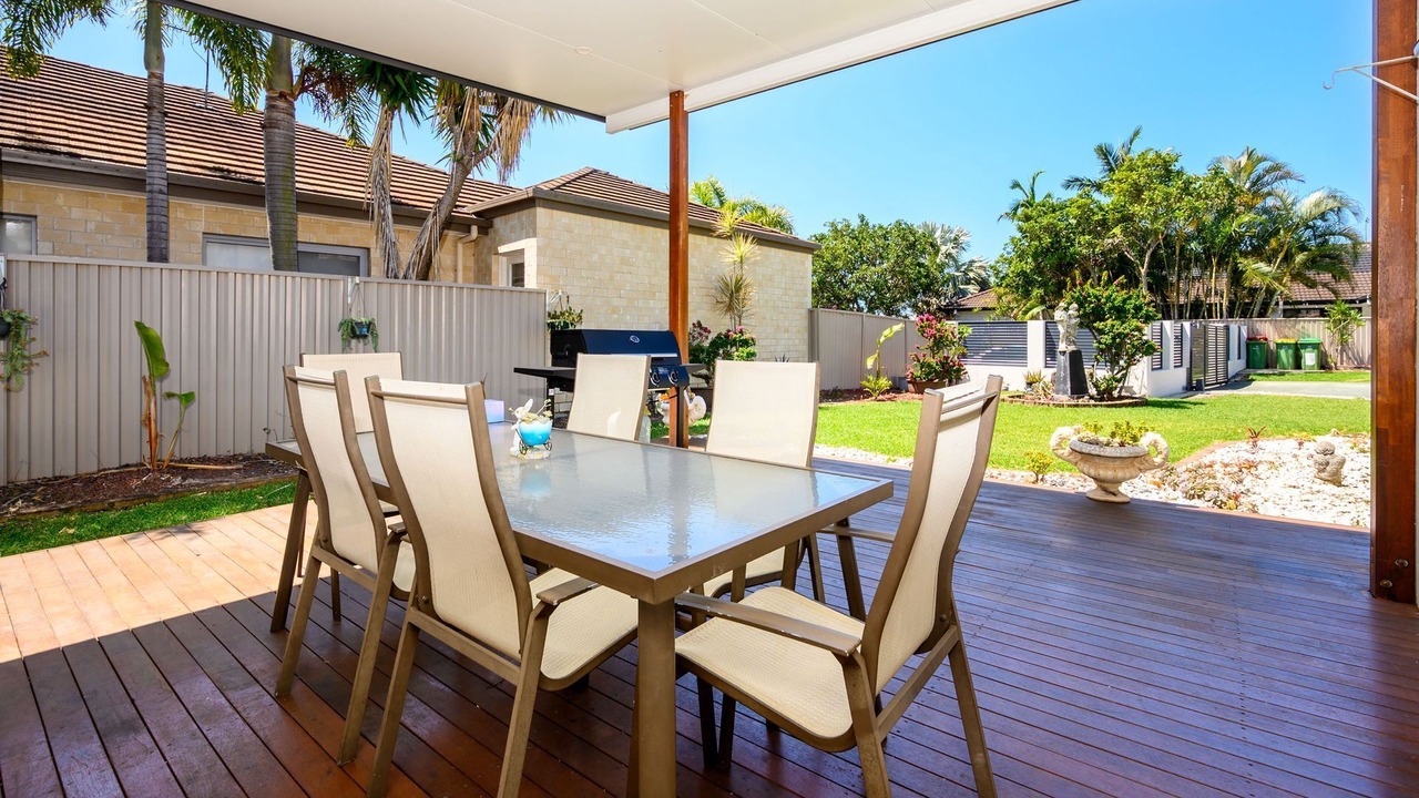 Photo of Others in Helensvale