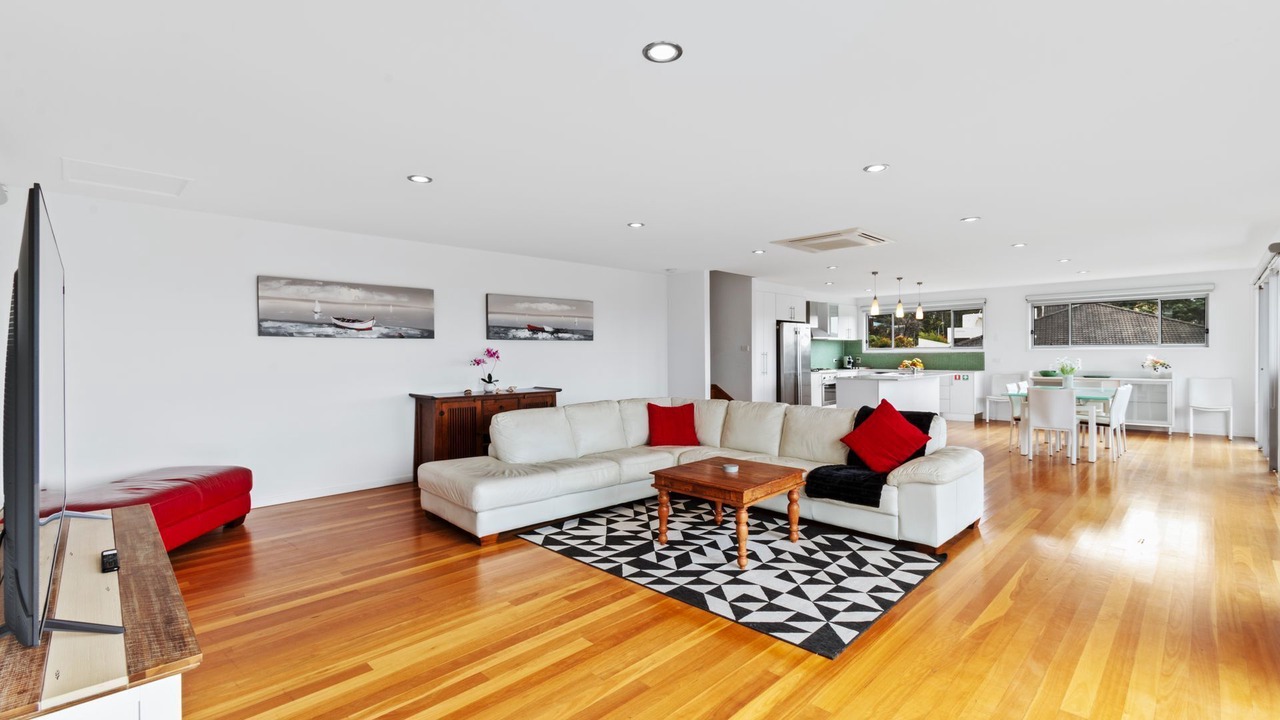 Photo of Livingroom in Long Beach