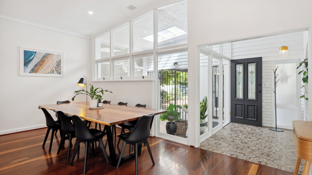 Photo of Livingroom in Scarborough