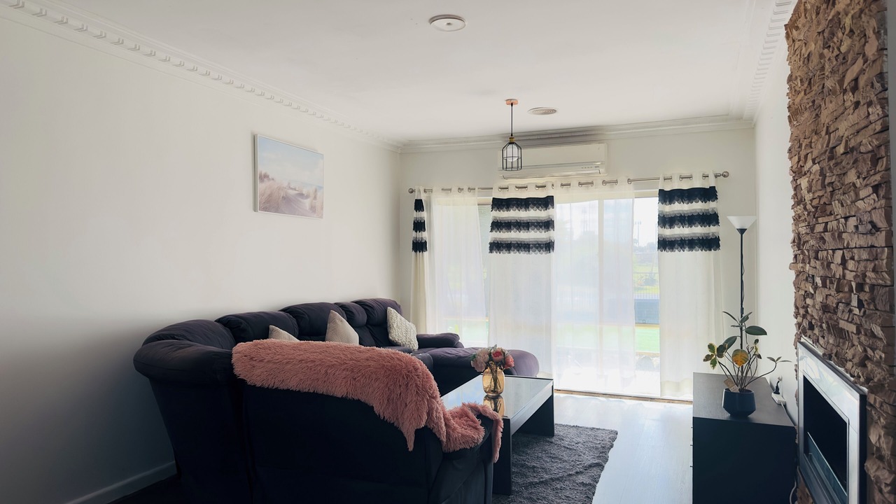 Photo of Livingroom in Werribee
