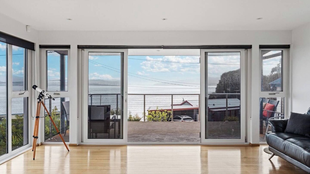 Photo of Livingroom in Opossum Bay