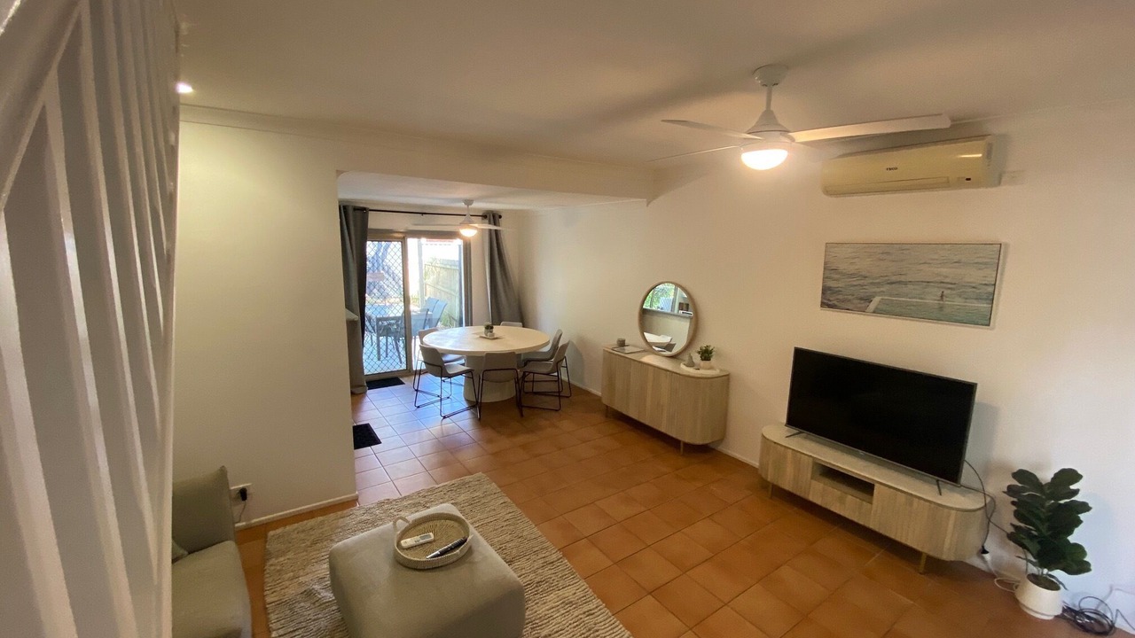 Photo of Livingroom in Currumbin Waters