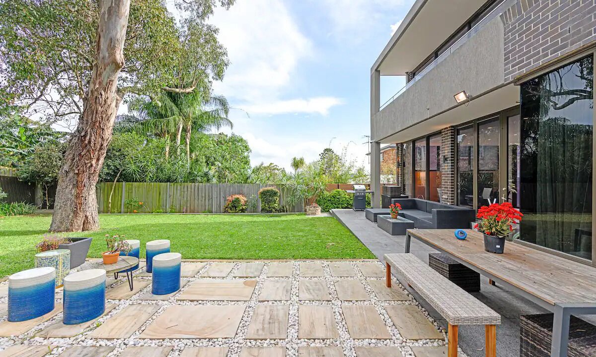 Photo of Outdoor in Putney