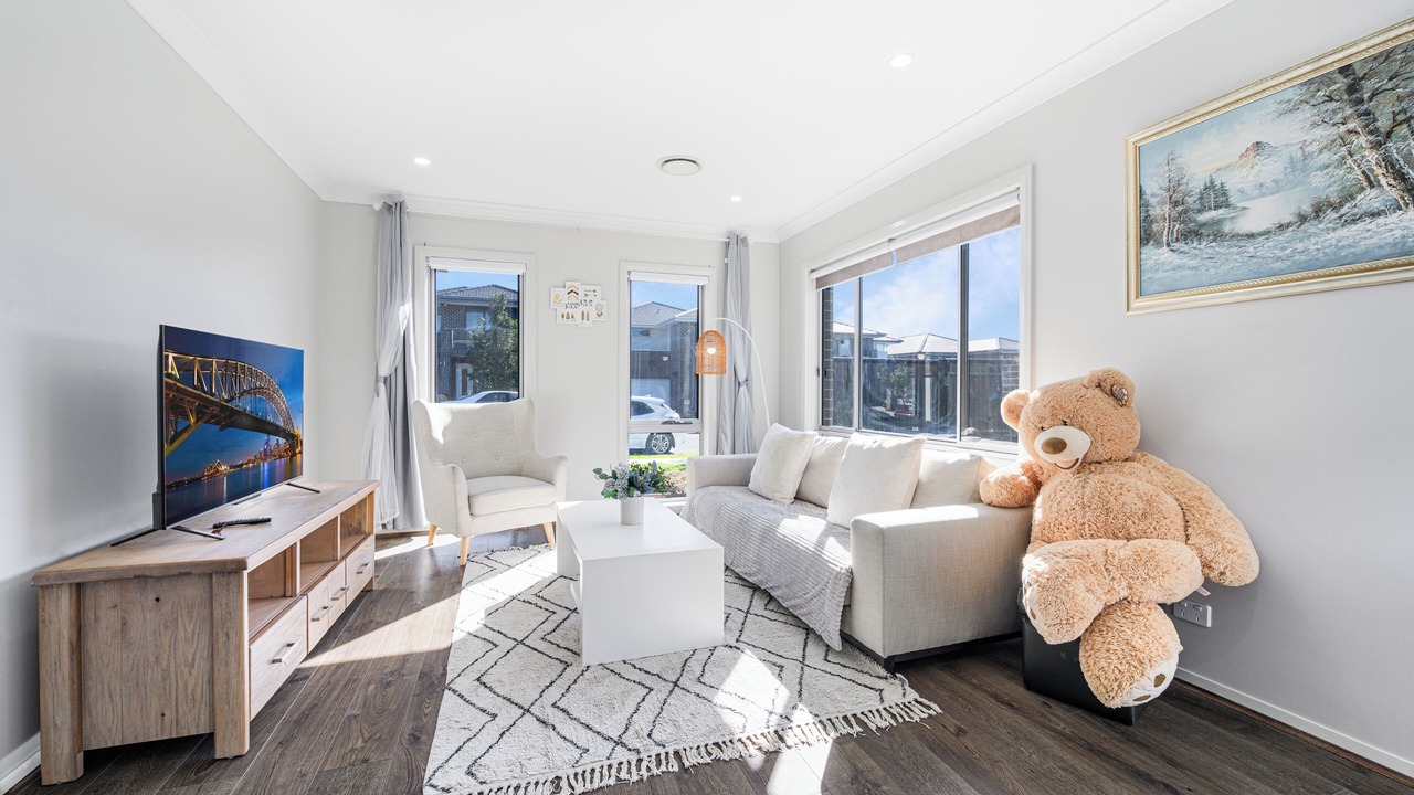Photo of Livingroom in Schofields