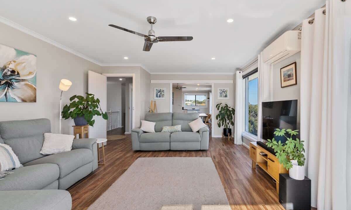 Photo of Livingroom in Tranmere