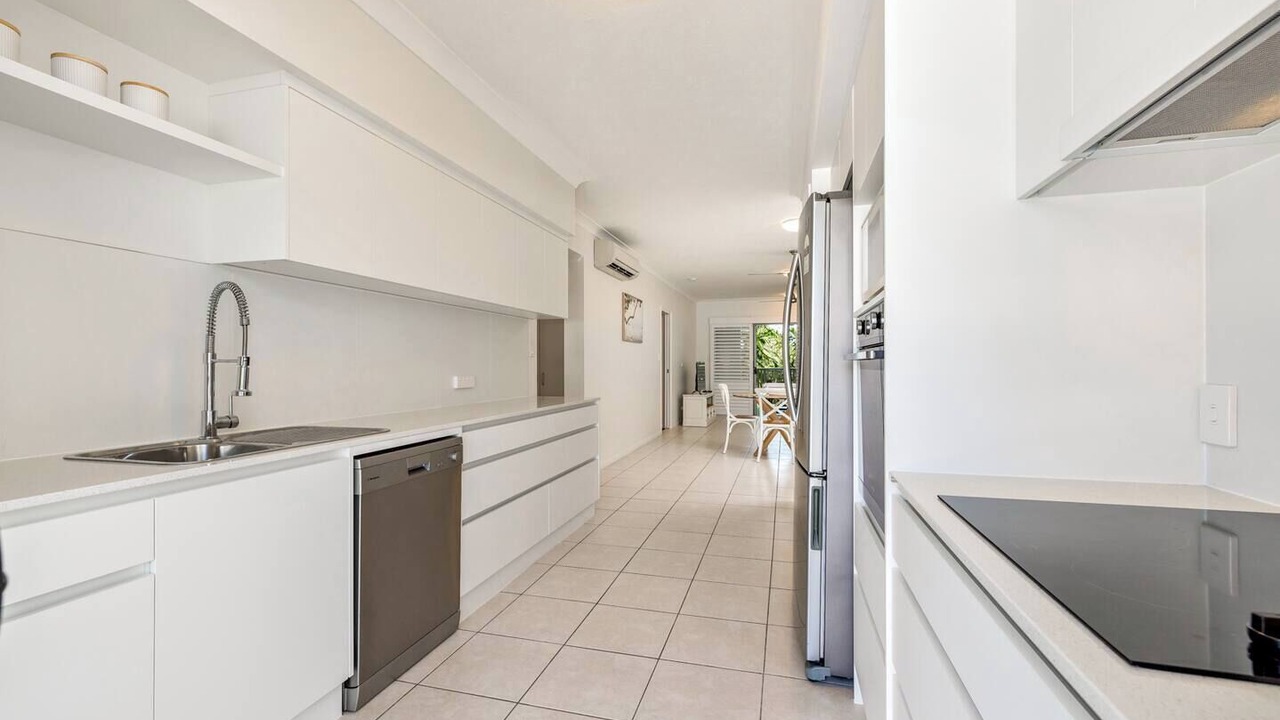 Photo of Kitchen in Kewarra Beach
