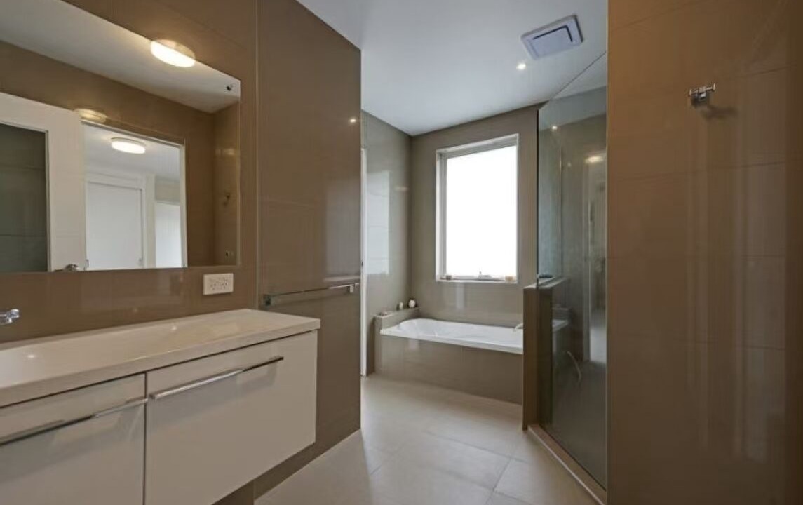 Photo of Bathroom in Sandy Bay