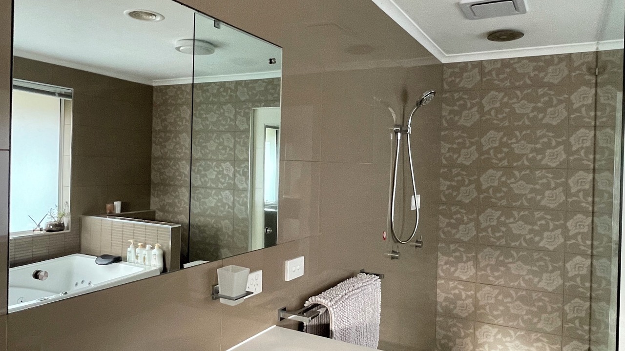 Photo of Bathroom in Sandy Bay