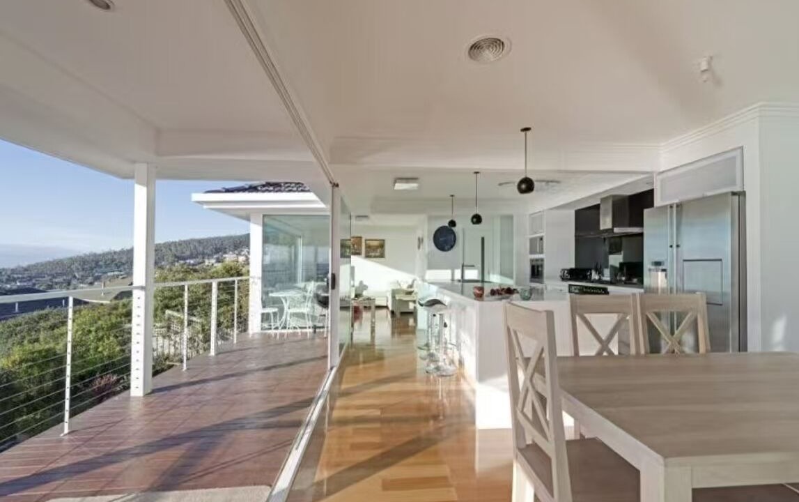 Photo of Outdoor in Sandy Bay