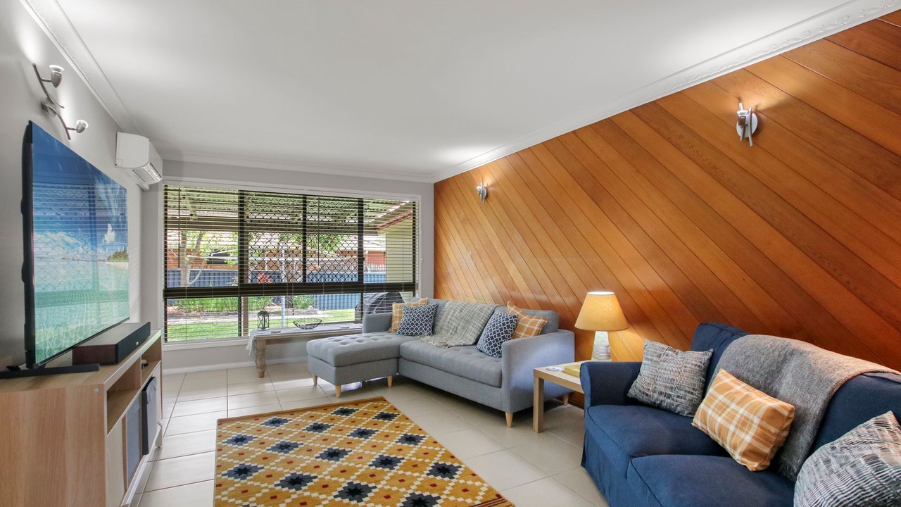 Photo of Livingroom in Battery Hill
