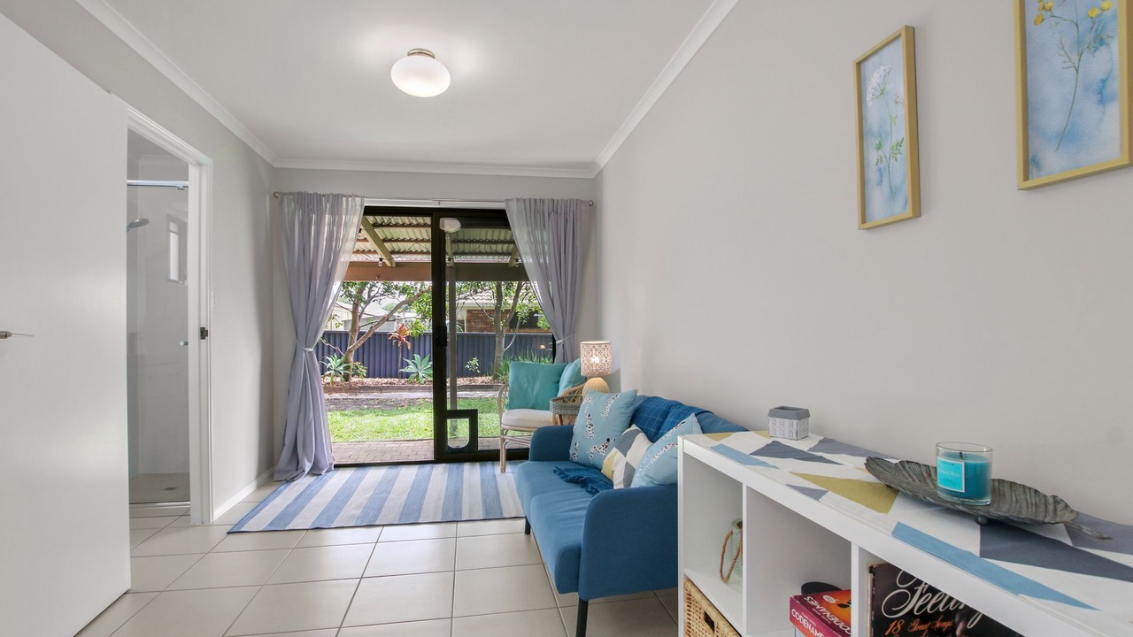Photo of Livingroom in Battery Hill