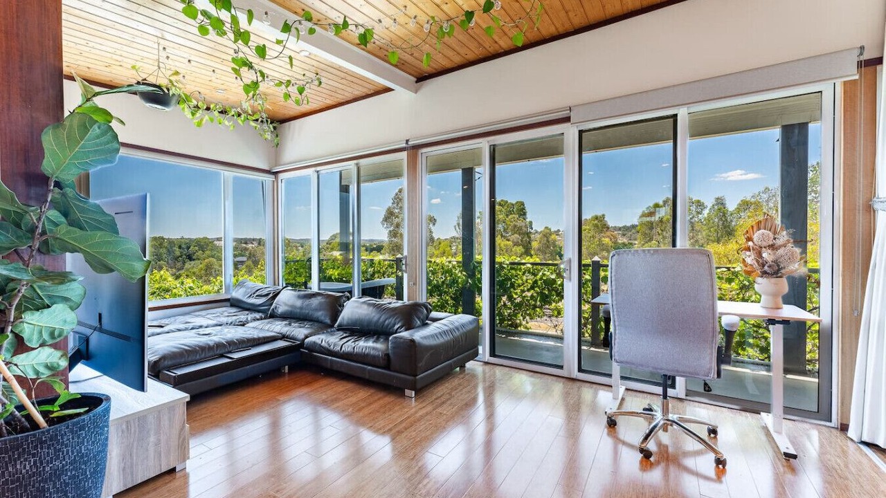 Photo of Livingroom in Castlemaine