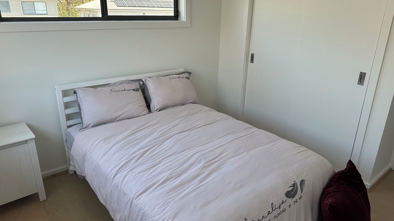 Photo of Bedroom in Gledswood Hills