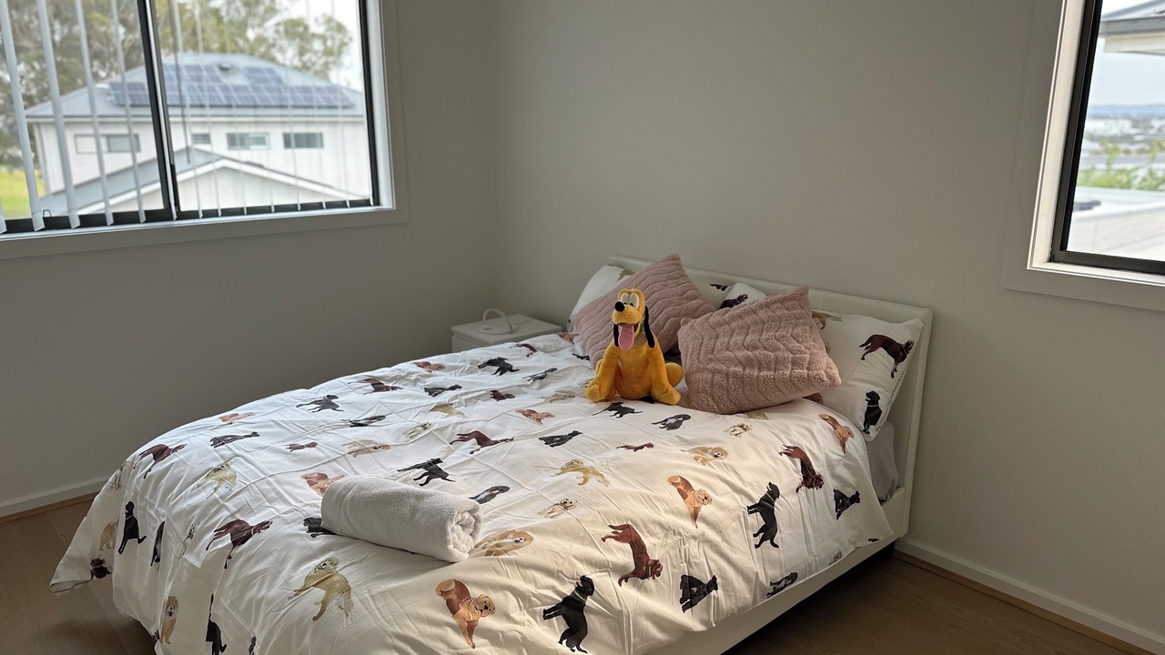 Photo of Bedroom in Gledswood Hills