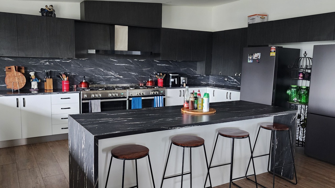 Photo of Kitchen in Drake