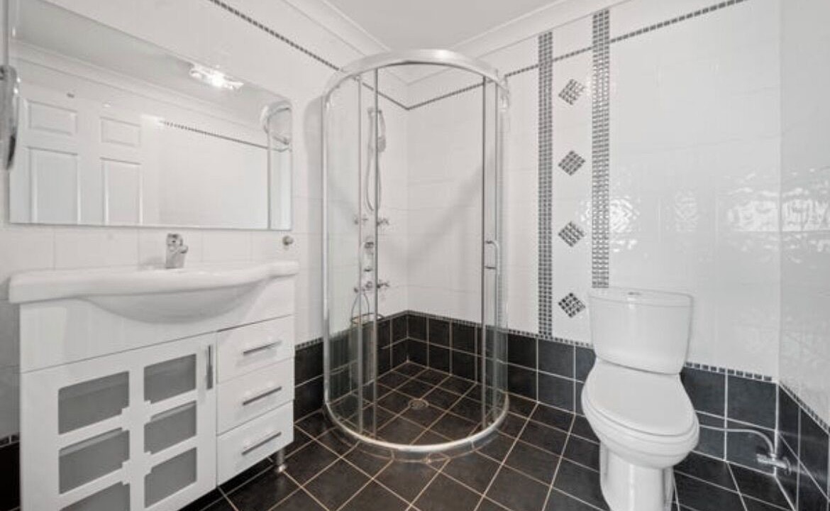 Photo of Bathroom in Kalkite